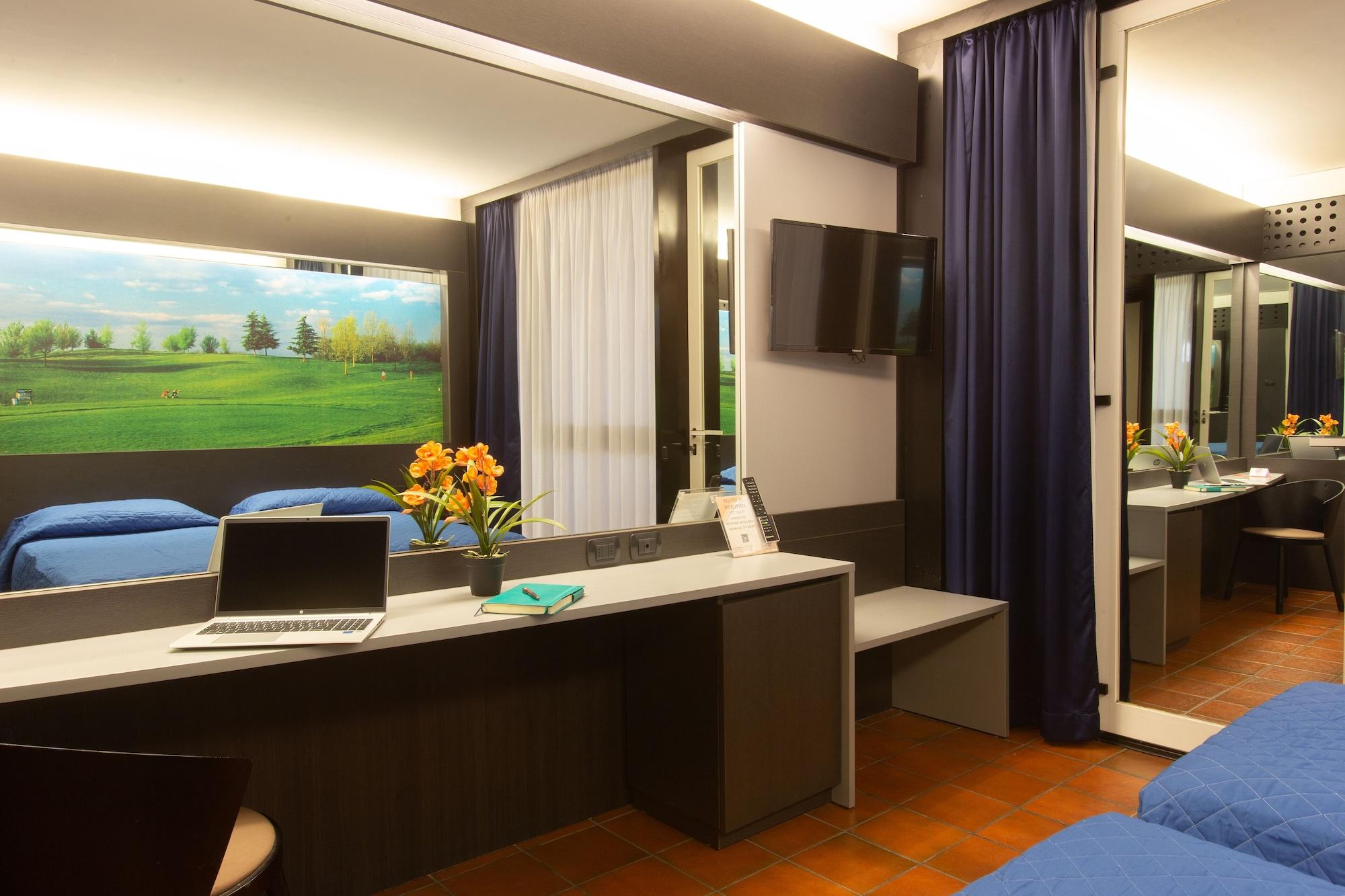 Hotel Pineta Busto Arsizio Exterior foto